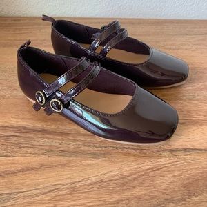 NWOT - Girl’s Old Navy Flats
